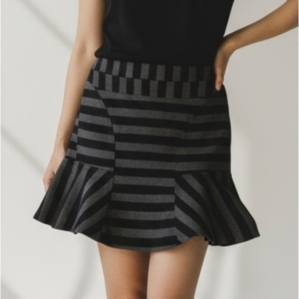 Y2K Chic Striped Circle Skirt With Flare Hem•14